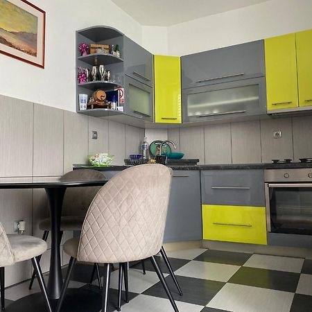 Apartment Luce&Nina Kaštela المظهر الخارجي الصورة